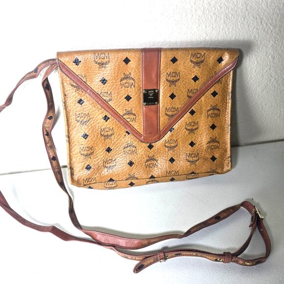 Vintage Authentic MCM Brown Leather Crossbody Clutch Bag - Picture 1 of 12